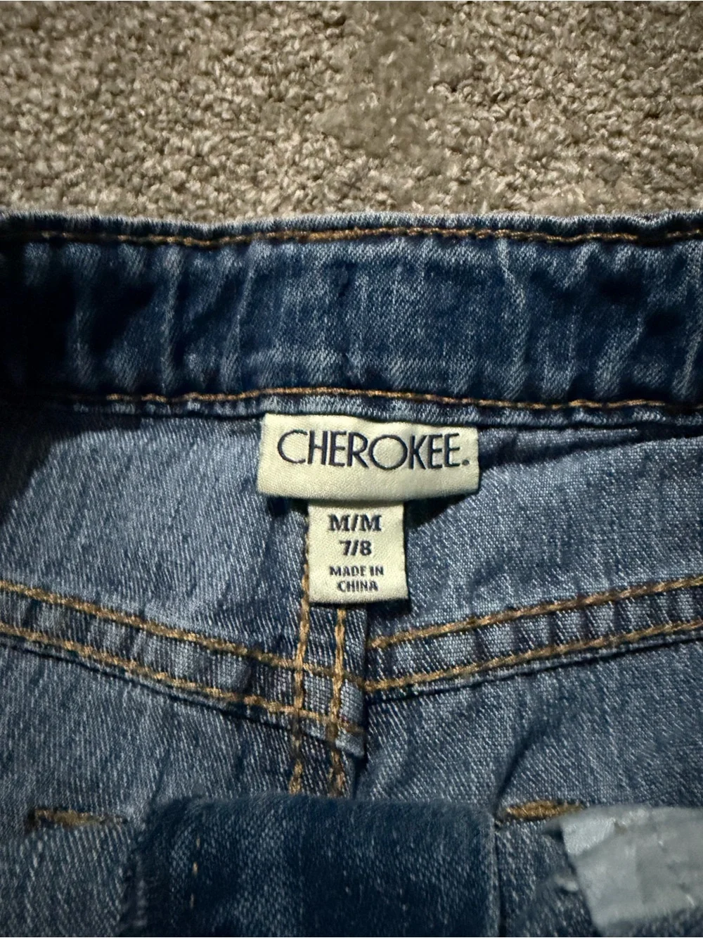 Cherokee young girls jean shorts medium (7/8) great condition and feel‎